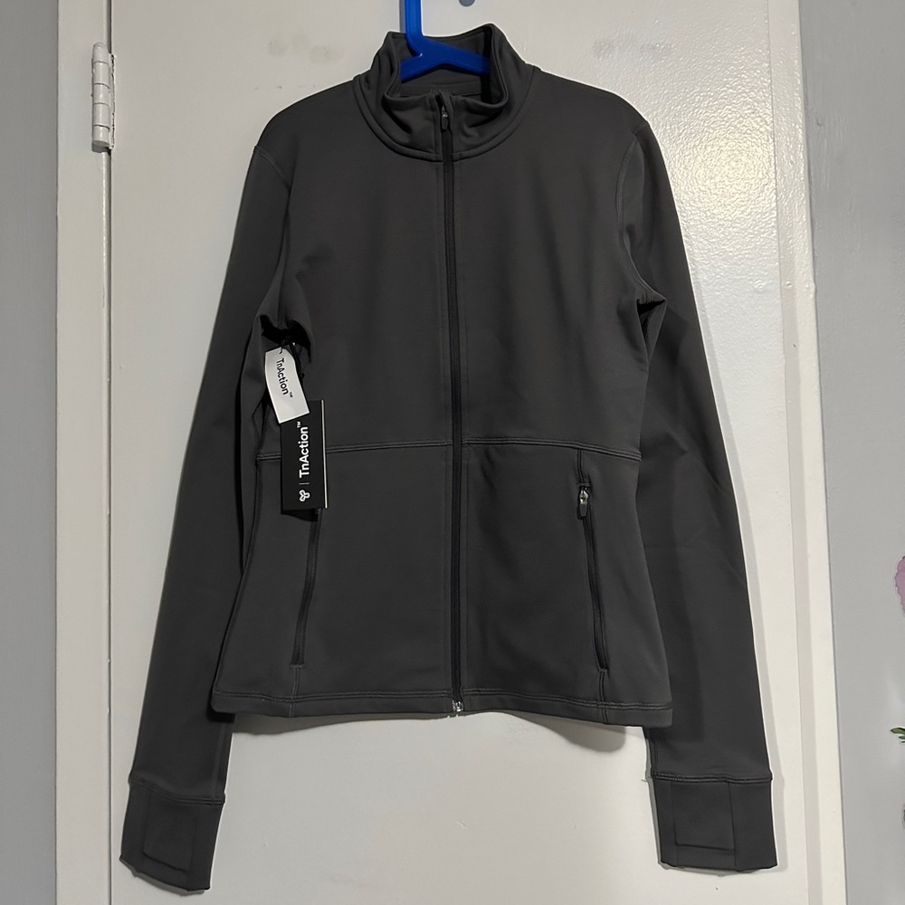Tna action relay zip up
